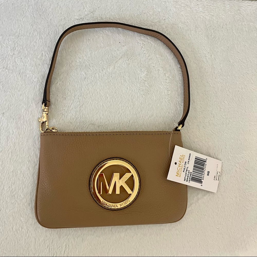 Michael Kors Light brown leather wristlet